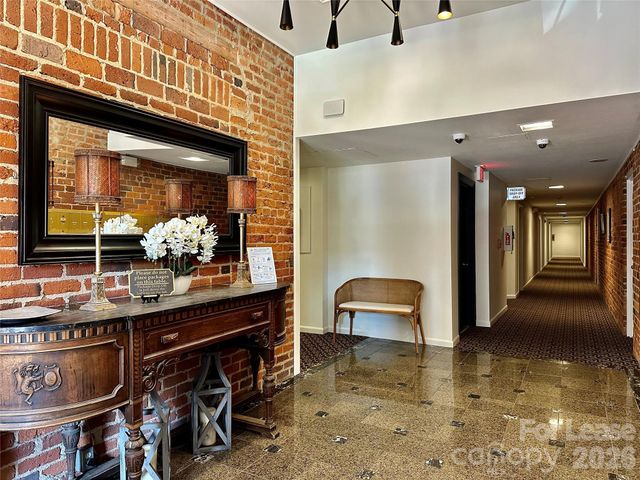 229 N Poplar Street 29, Charlotte, NC 28202