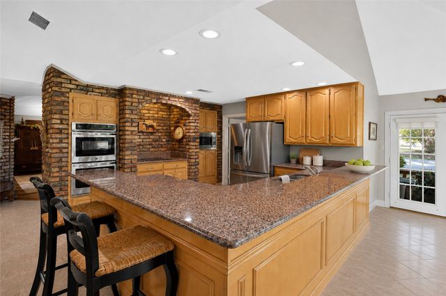 1821 Meadow Ranch Road, Mckinney, TX 75071