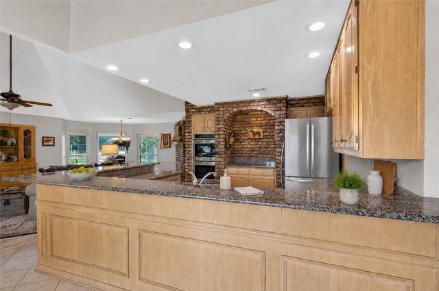 1821 Meadow Ranch Road, Mckinney, TX 75071