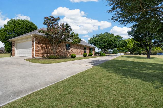 1821 Meadow Ranch Road, Mckinney, TX 75071