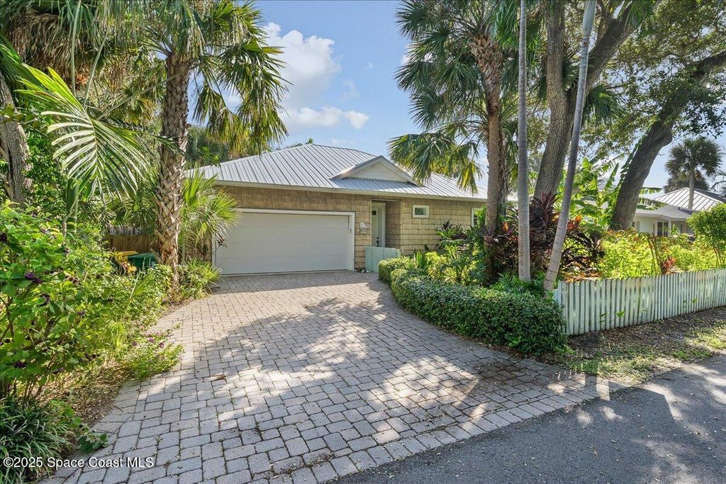 7831 Winona Road, Melbourne Beach, FL 32951