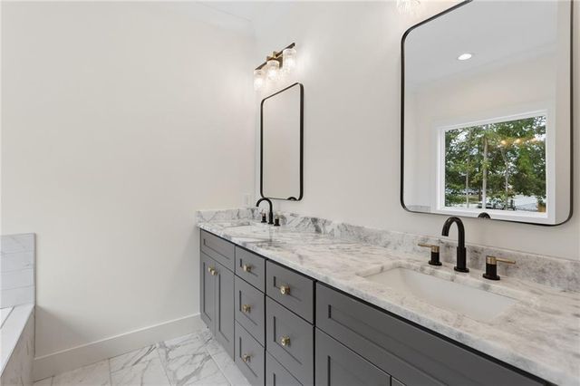 2262 Belmont Circle, Smyrna, GA 30080