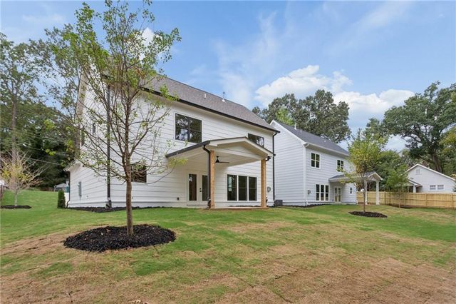 2262 Belmont Circle, Smyrna, GA 30080