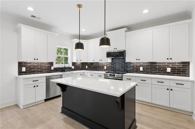 2262 Belmont Circle, Smyrna, GA 30080