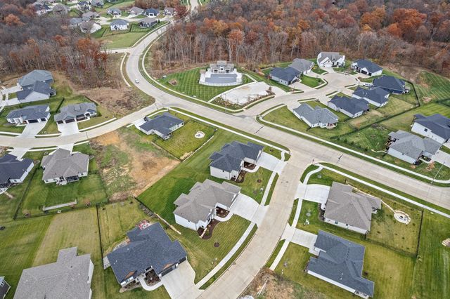 4704 STAYTON FERRY LP, Columbia, MO 65201