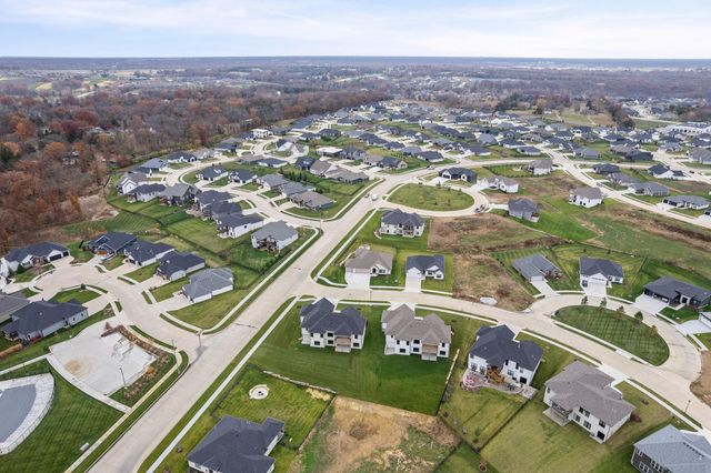 4704 STAYTON FERRY LP, Columbia, MO 65201