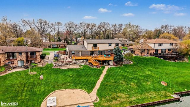 54670 Blue Cloud Road, Shelby, MI 48315