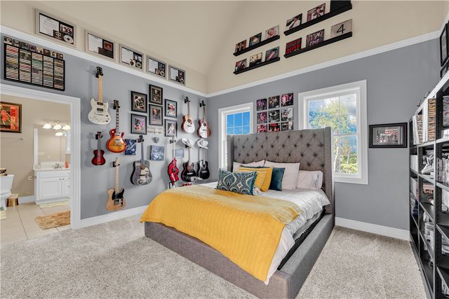 3775 Captain, Fayetteville, AR 72701