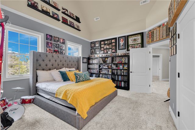 3775 Captain, Fayetteville, AR 72701