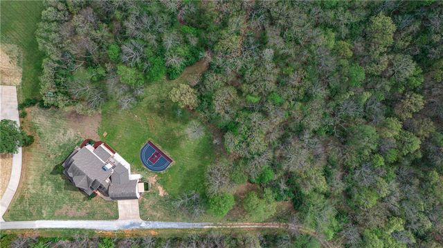 3775 Captain, Fayetteville, AR 72701