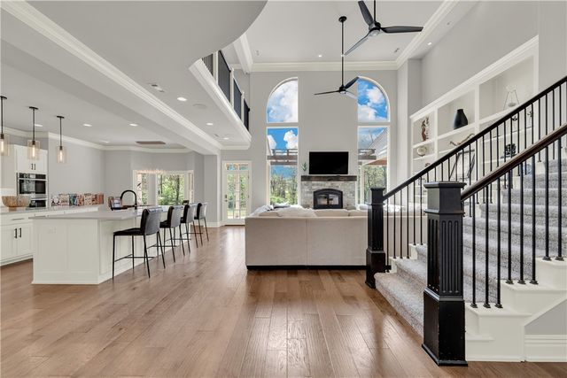 3775 Captain, Fayetteville, AR 72701