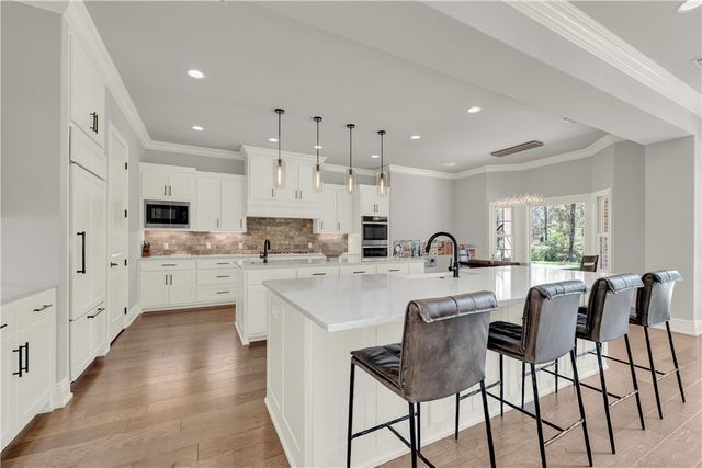 3775 Captain, Fayetteville, AR 72701