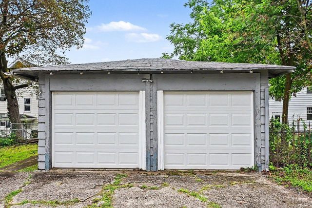 1269 Woodward Avenue, South Bend, IN 46616