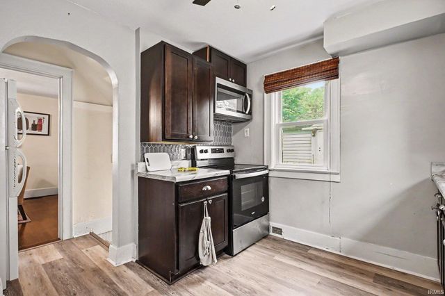 1269 Woodward Avenue, South Bend, IN 46616