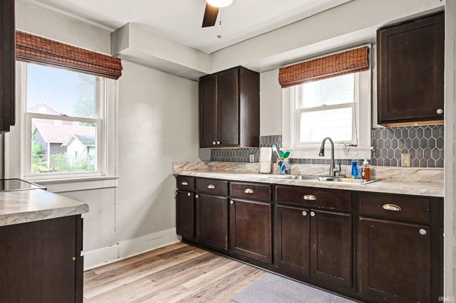 1269 Woodward Avenue, South Bend, IN 46616