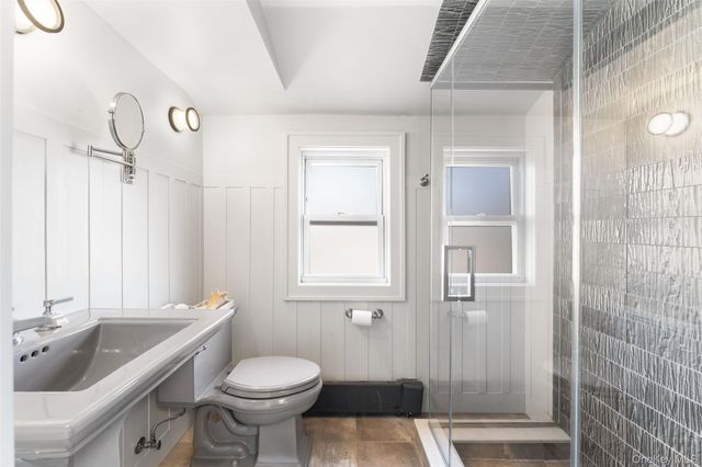 29 Dobbs Terrace, Scarsdale, NY 10583