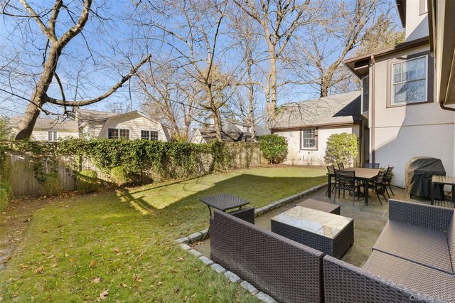 29 Dobbs Terrace, Scarsdale, NY 10583