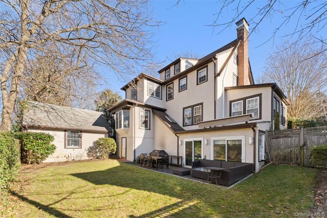 29 Dobbs Terrace, Scarsdale, NY 10583