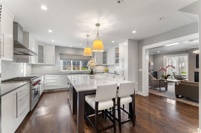 29 Dobbs Terrace, Scarsdale, NY 10583