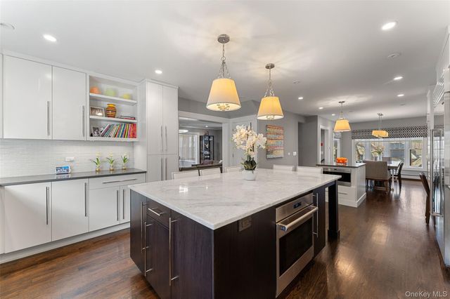 29 Dobbs Terrace, Scarsdale, NY 10583