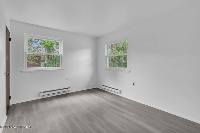 75 Independence Parkway, Manchester, NJ 08759