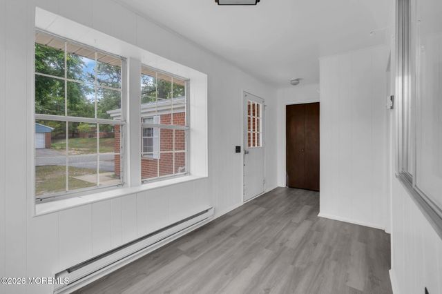 75 Independence Parkway, Manchester, NJ 08759