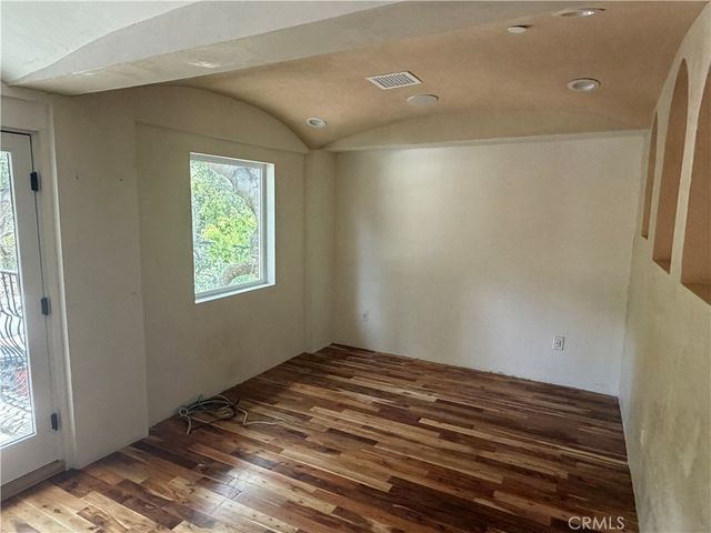 22951 Humming Bird, Calabasas, CA 91302