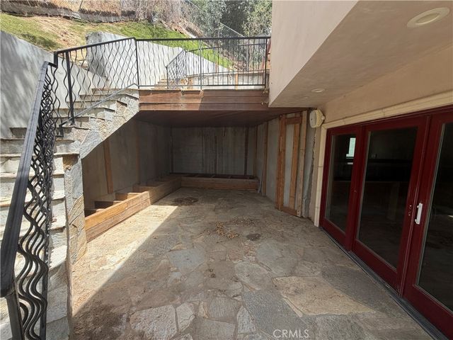 22951 Humming Bird, Calabasas, CA 91302
