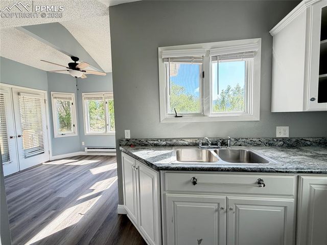 536 Observatory Drive, Colorado Springs, CO 80904