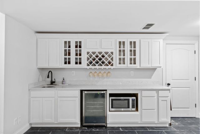 1022 Forest Hill Drive, Lawrenceburg, KY 40342