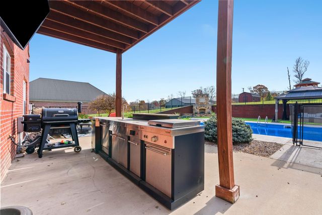 1022 Forest Hill Drive, Lawrenceburg, KY 40342