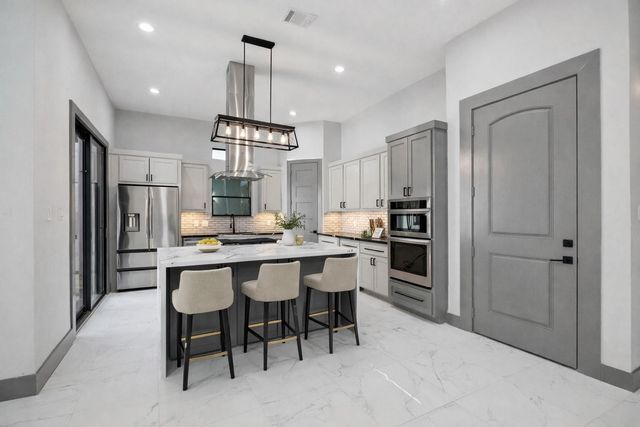 2321 Tuam Street, Houston, TX 77004