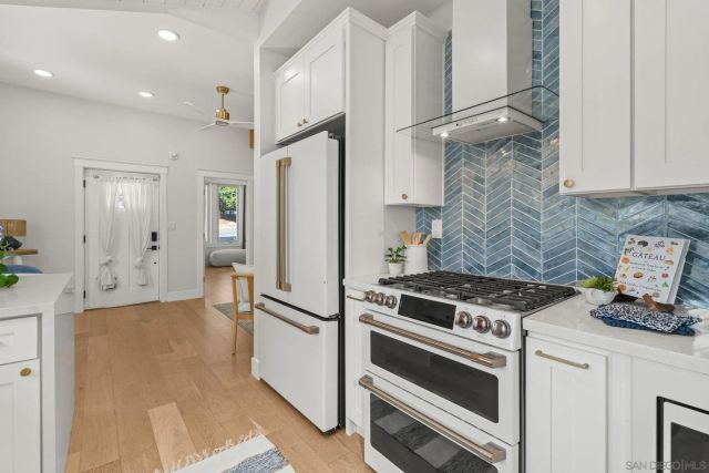 305 Pomona Ave, Coronado, CA 92118
