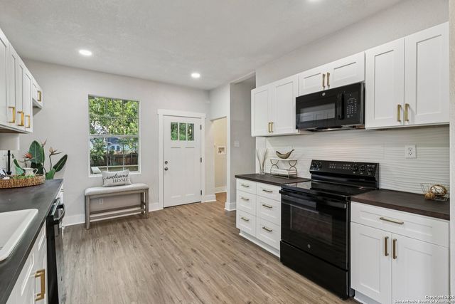 1119 W Huisache, San Antonio, TX 78201