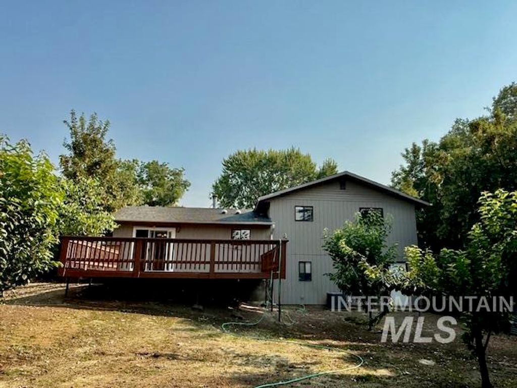 1009 W Hemlock Avenue, Lewiston, ID 83501 photo 1