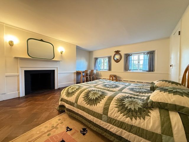 51 Pinckney St, Boston, MA 02114