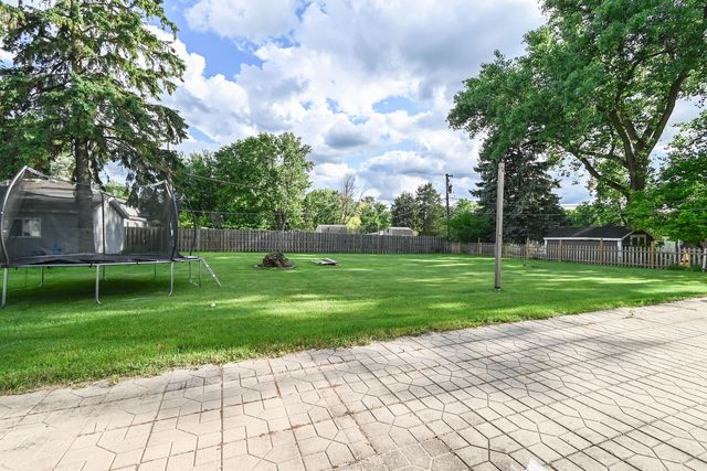 35211 N Edgewater Lane, Ingleside, IL 60041