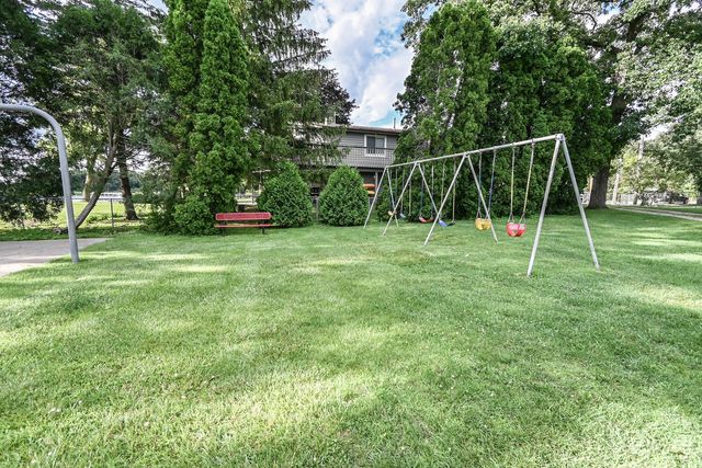 35211 N Edgewater Lane, Ingleside, IL 60041