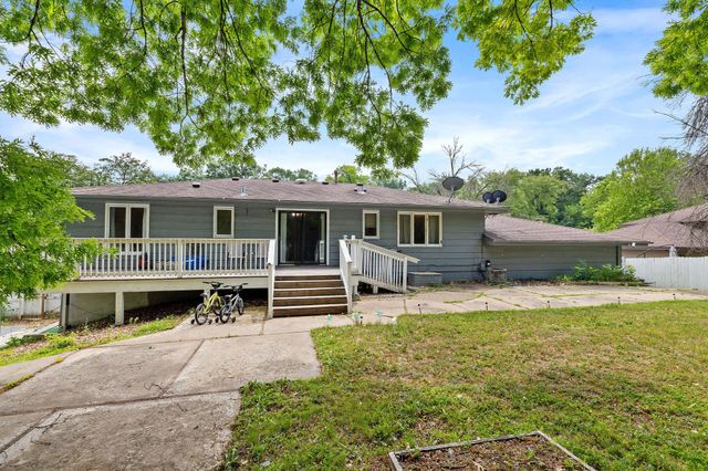 121 Chaparral Drive, Apple Valley, MN 55124