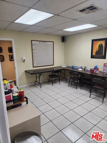 707 N La Brea Avenue, Inglewood, CA 90302