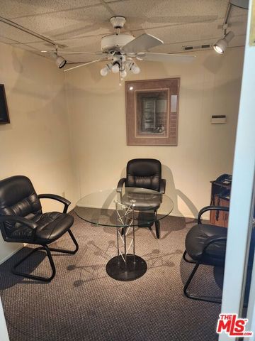 707 N La Brea Avenue, Inglewood, CA 90302