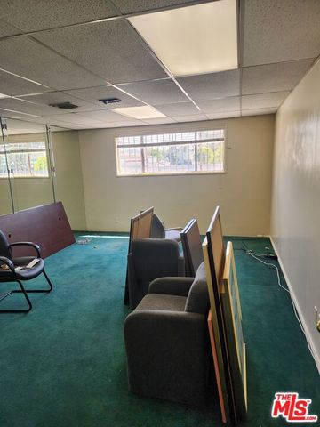 707 N La Brea Avenue, Inglewood, CA 90302