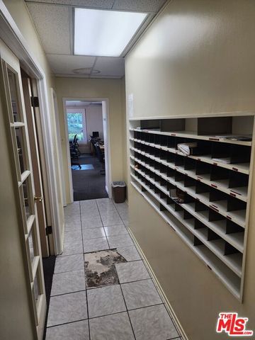707 N La Brea Avenue, Inglewood, CA 90302