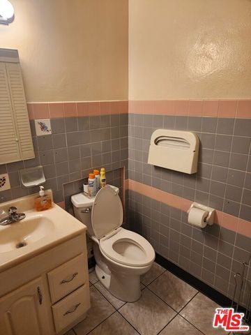 707 N La Brea Avenue, Inglewood, CA 90302