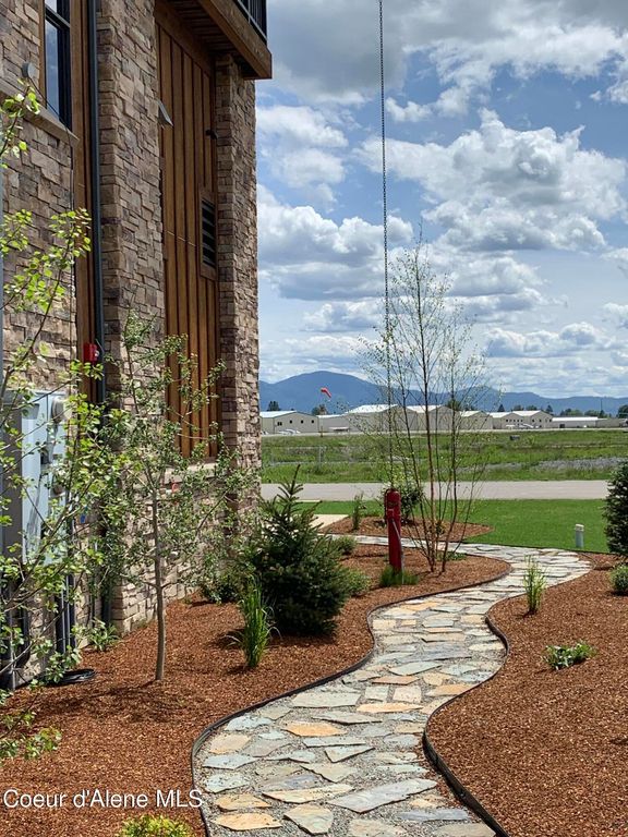 1208 Spitfire St, Sandpoint, ID 83864 photo 3