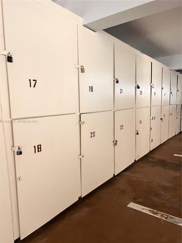 300 Oregon St 506, Hollywood, FL 33019