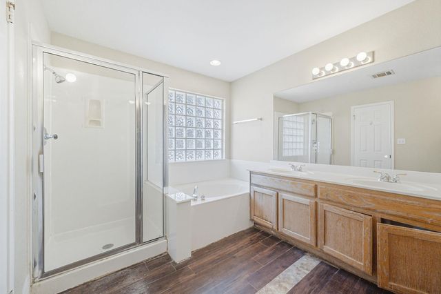 1231 Liffey DR, Pflugerville, TX 78660