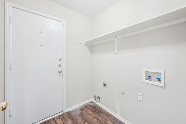 1231 Liffey DR, Pflugerville, TX 78660