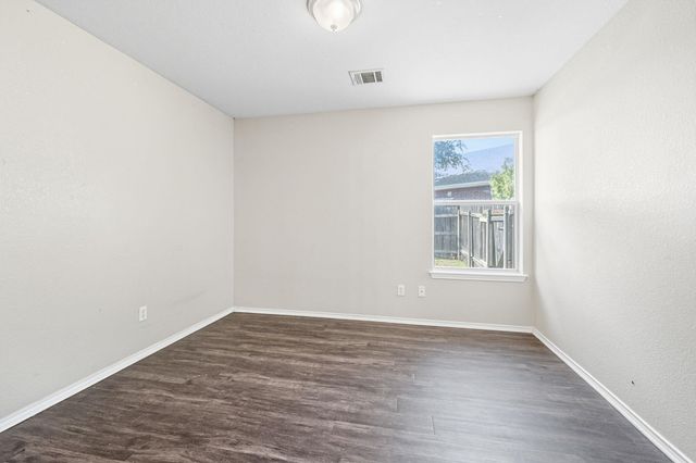 1231 Liffey DR, Pflugerville, TX 78660