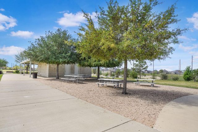 31243 Pinebrook Falls Lane, Hockley, TX 77447